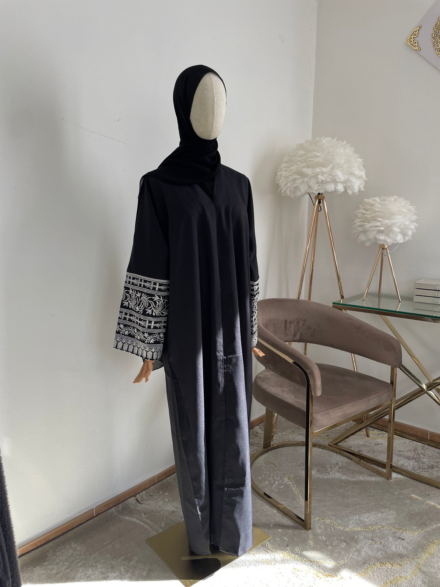 Abaya Bordado Negro