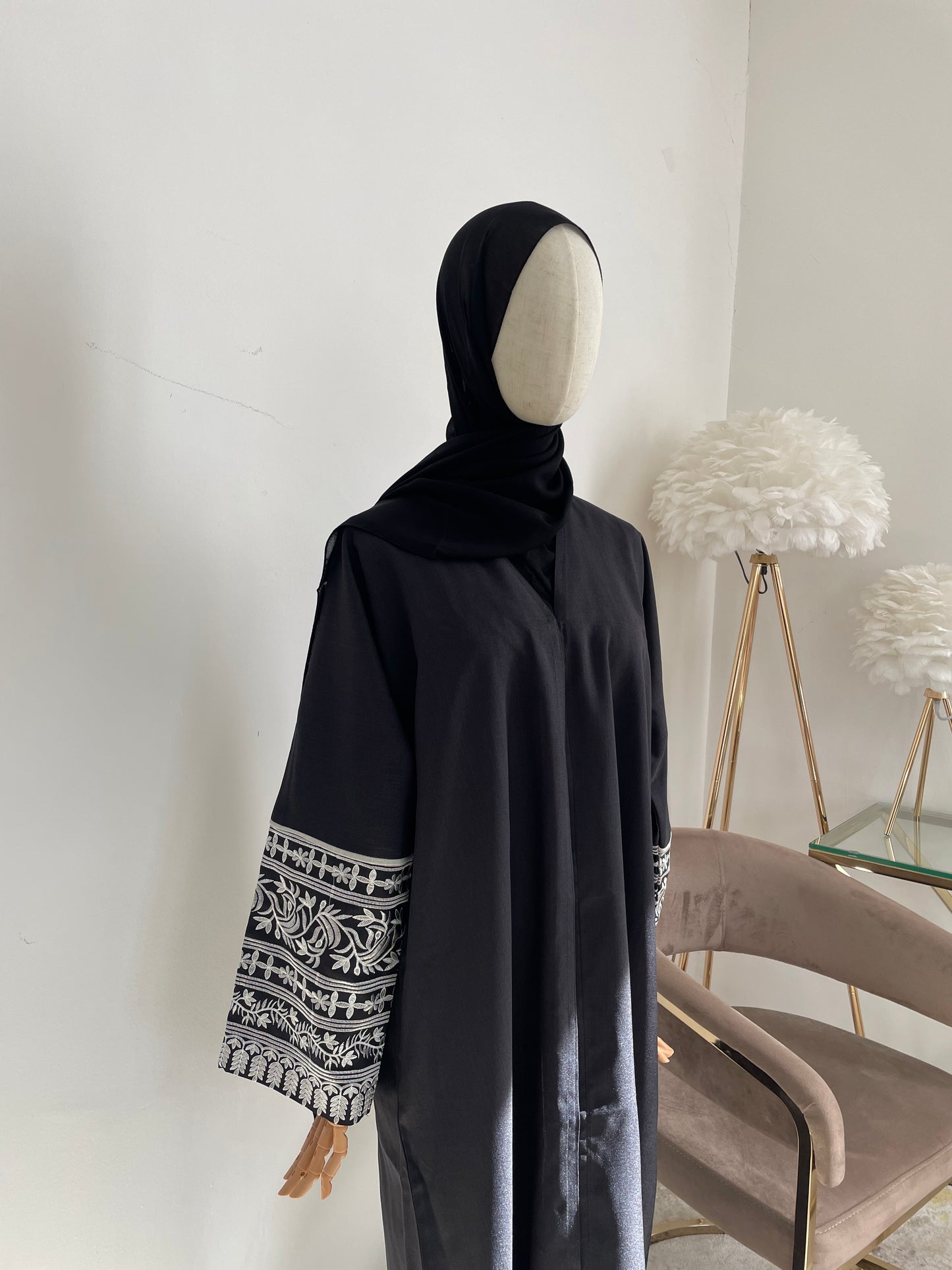 Abaya Bordado Negro